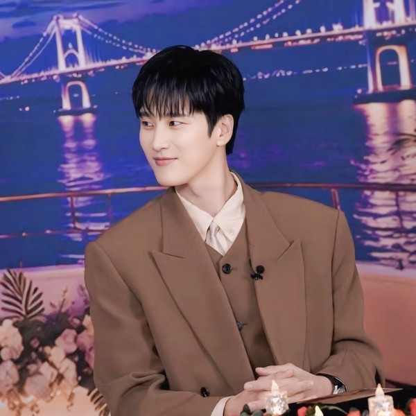 Representative photo of Ahn Bohyun showing their charm