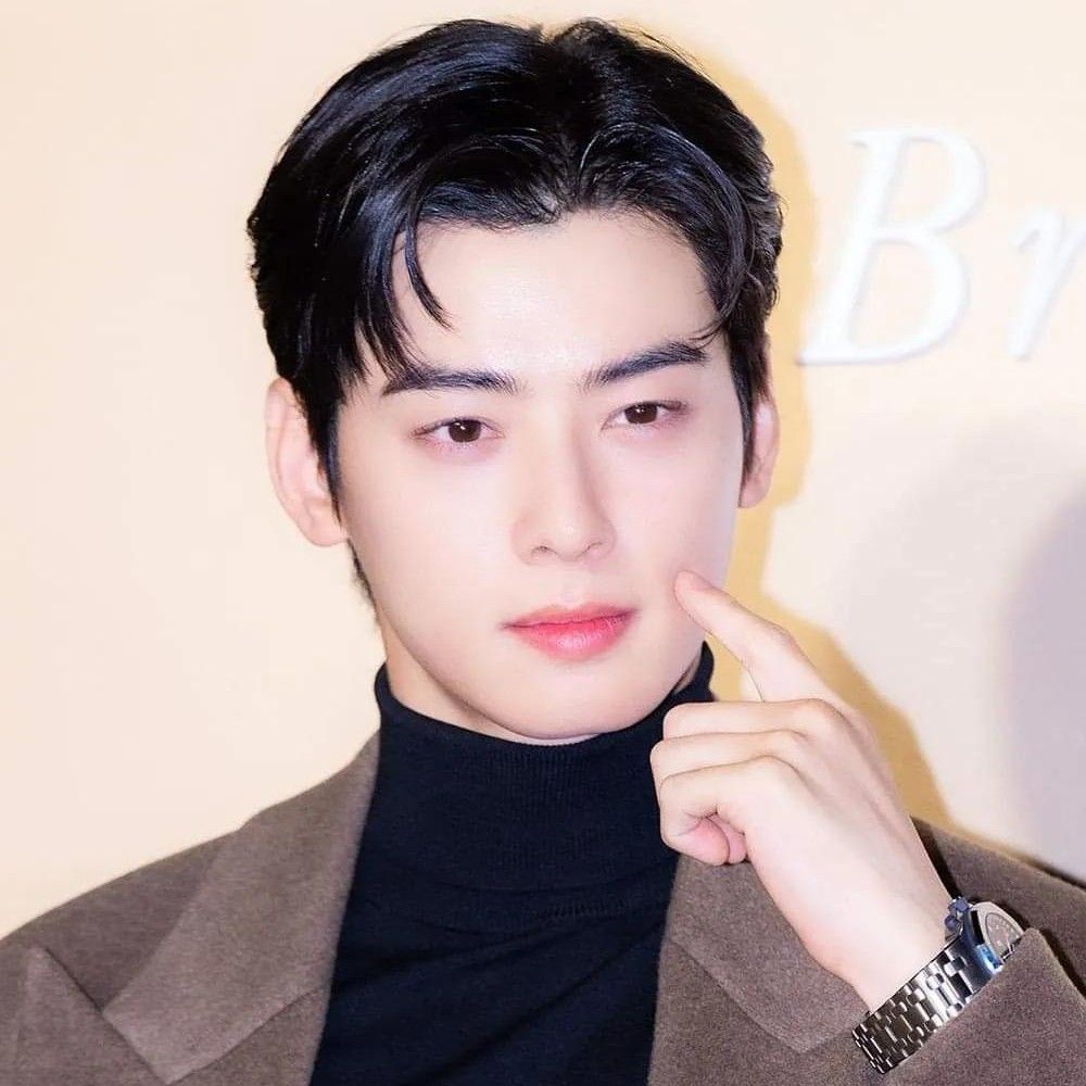 チャ・ウヌの最近の活動ショット