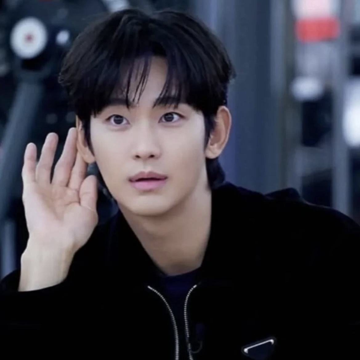 Latest photo of Kim Soohyun