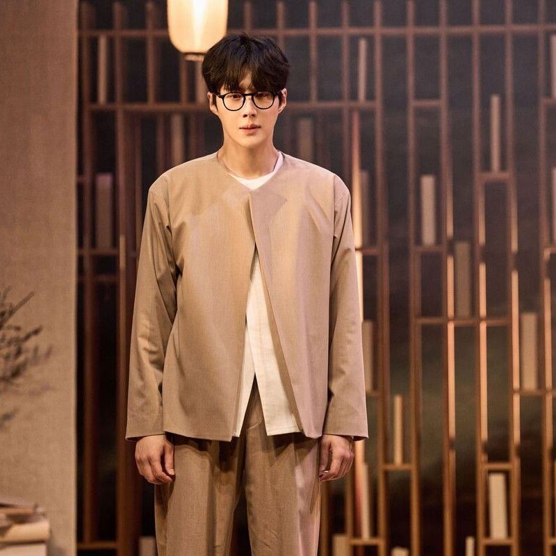 Recent activity shot of Kim Seonho