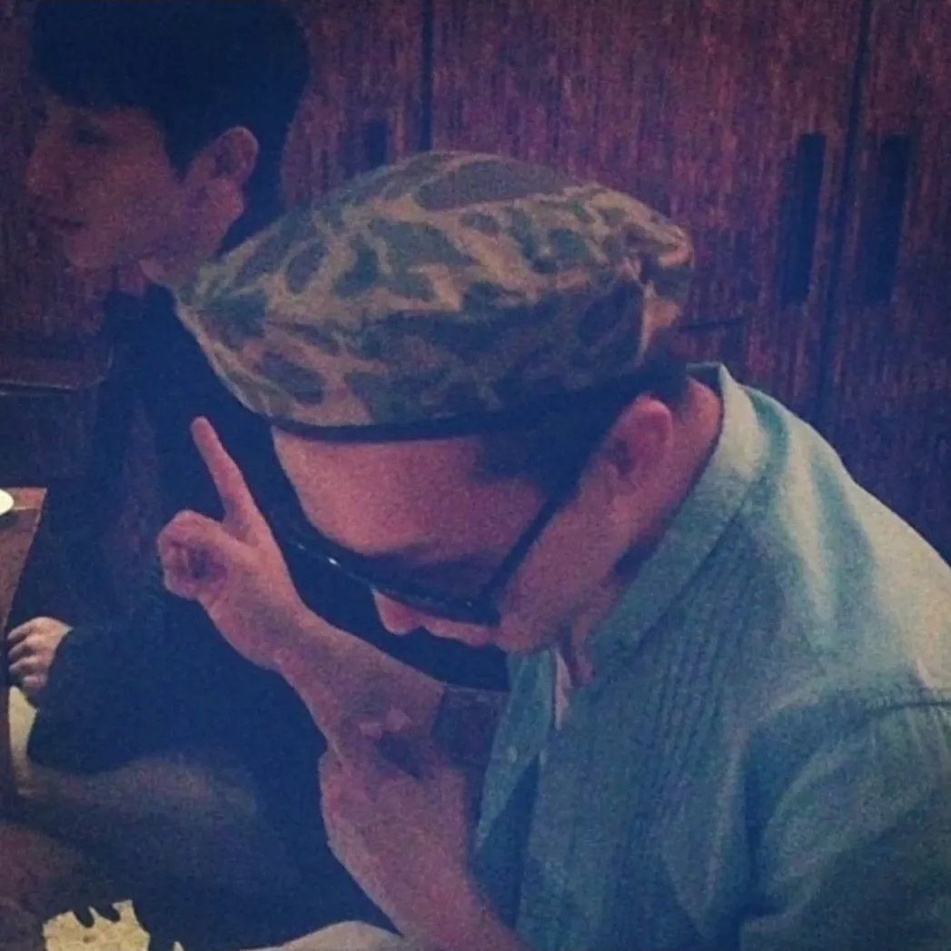 Behind-the-scenes cut of Lee Soohyuk