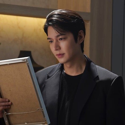 Recent activity shot of Lee Minho