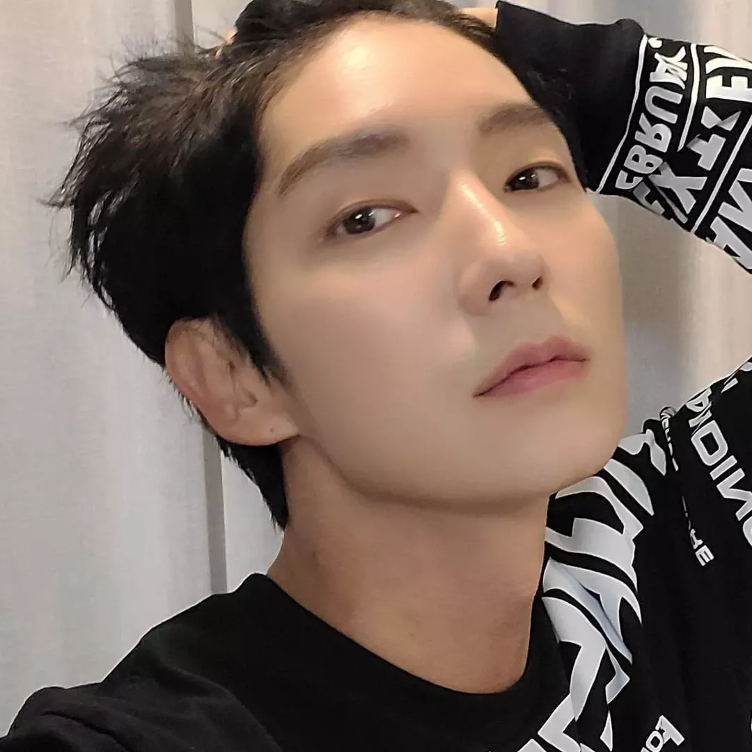 Cuplikan di balik layar dari Lee Joongi