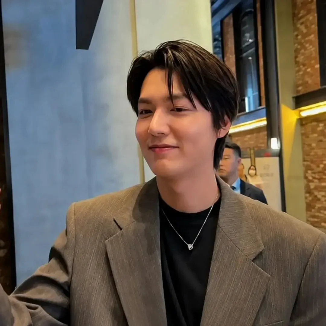 Behind-the-scenes cut of Lee Minho