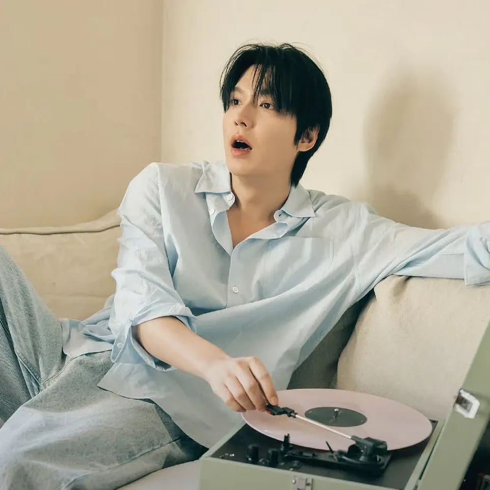 Latest photo of Lee Minho