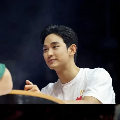 Recent activity shot of Kim Soohyun