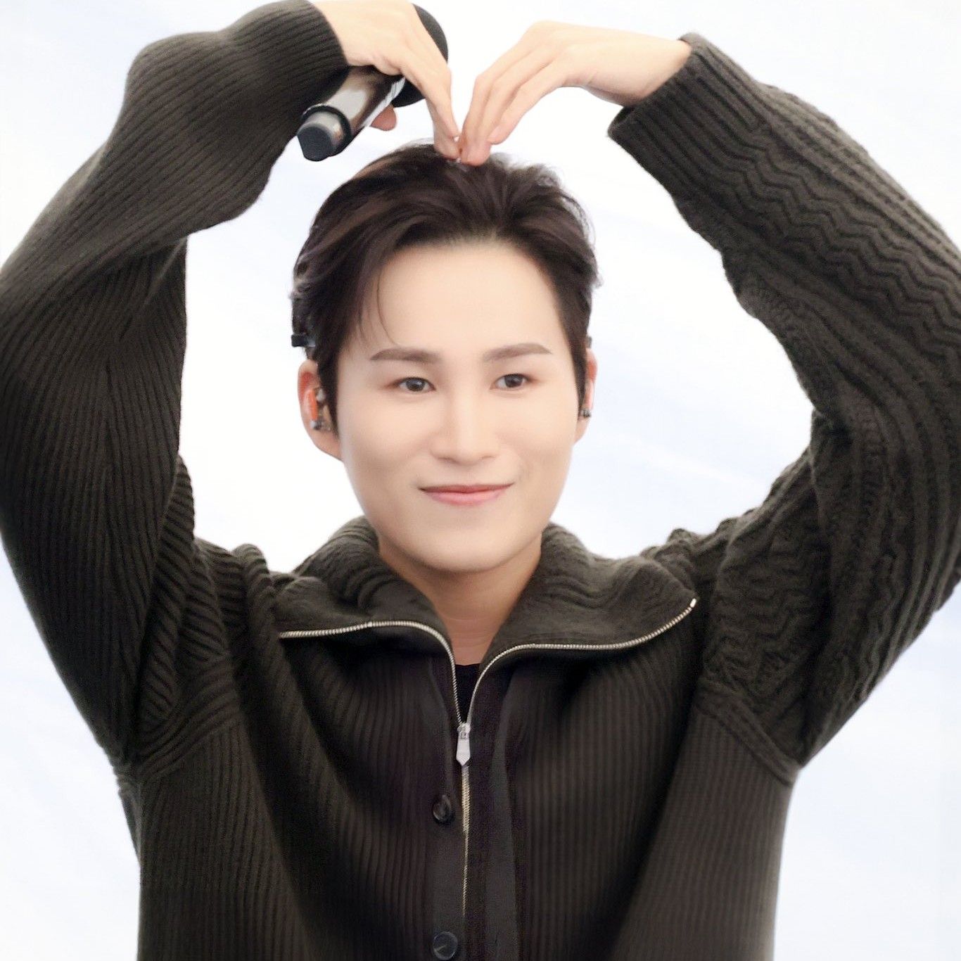 金熙栽的最新照片