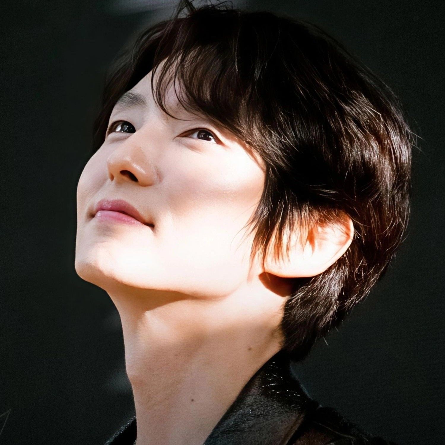 A moment captured by a fan of Lee Joongi