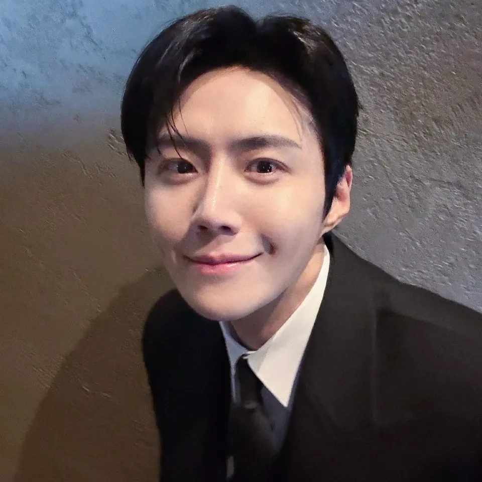 Foto kegiatan terbaru dari Kim Seonho