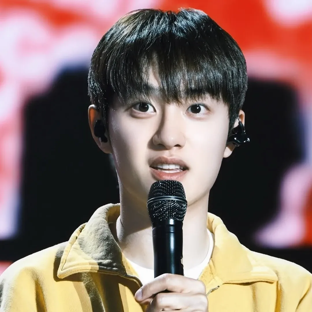 Foto terbaru dari Doh Kyungsoo (D.O.)