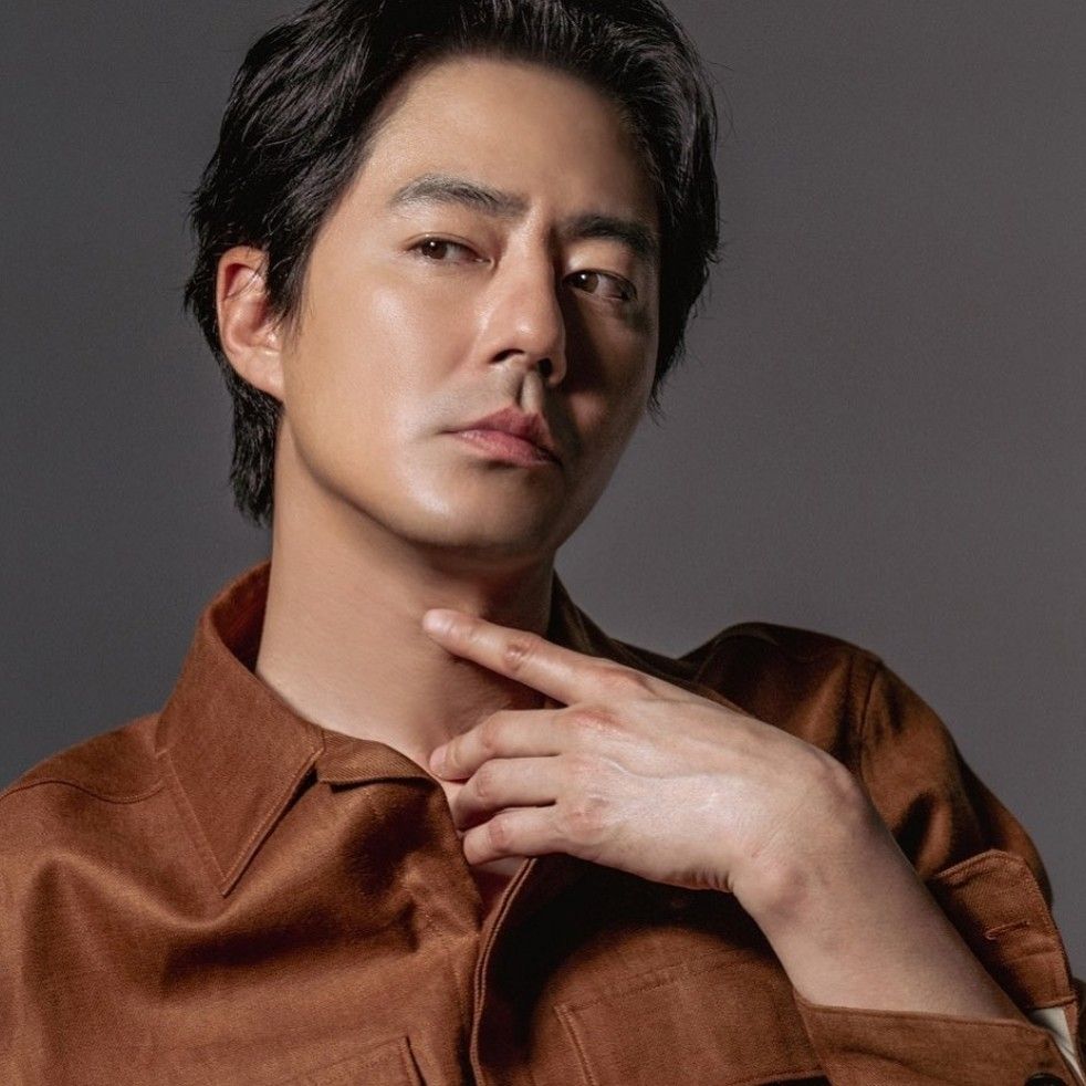 Recent activity shot of Jo Insung