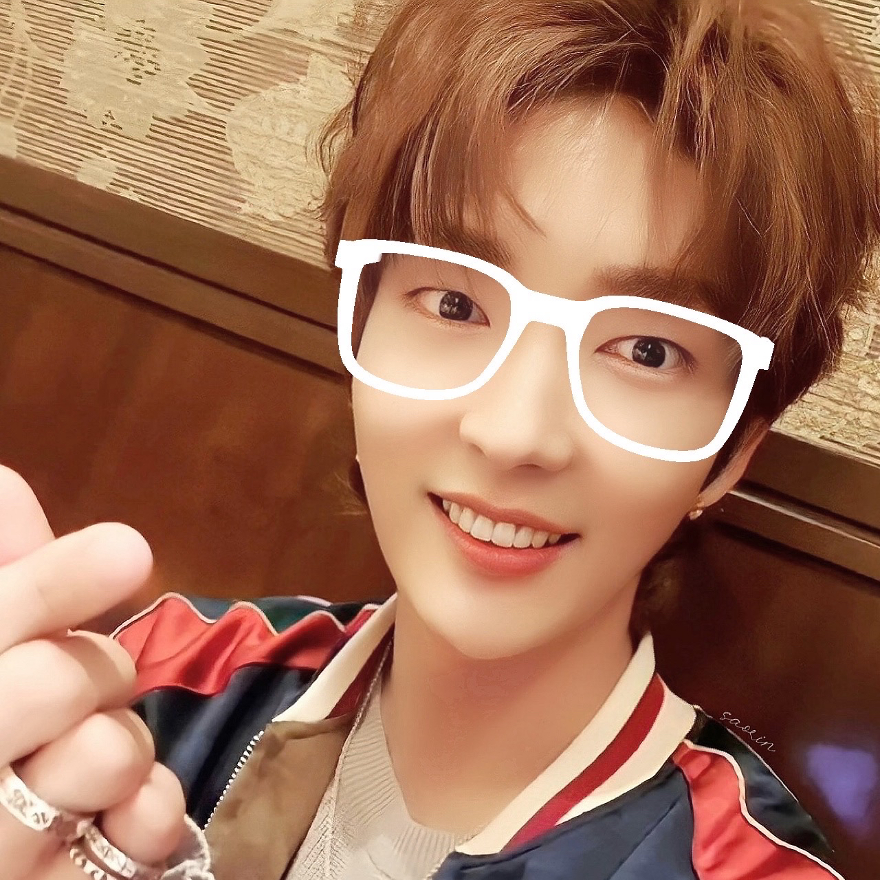 A moment captured by a fan of Lee Joongi