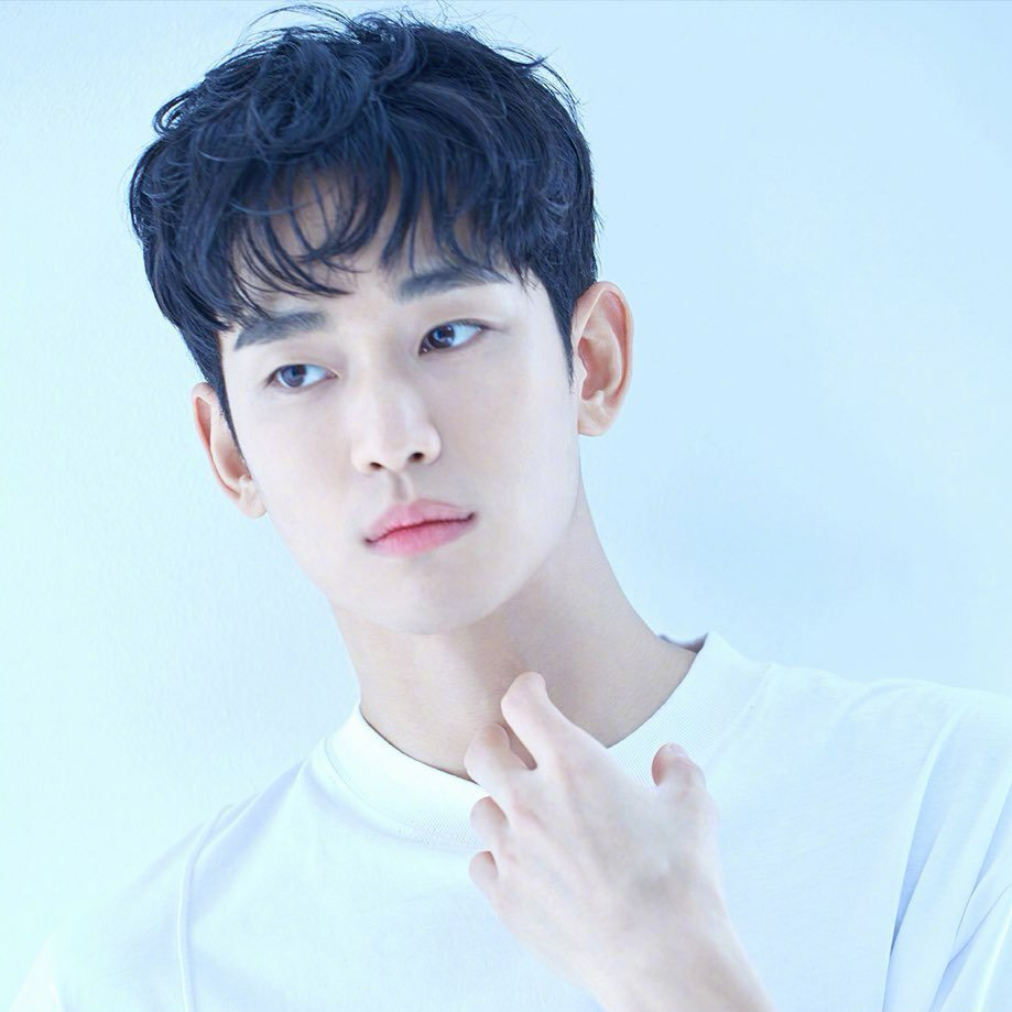 A moment captured by a fan of Kim Soohyun