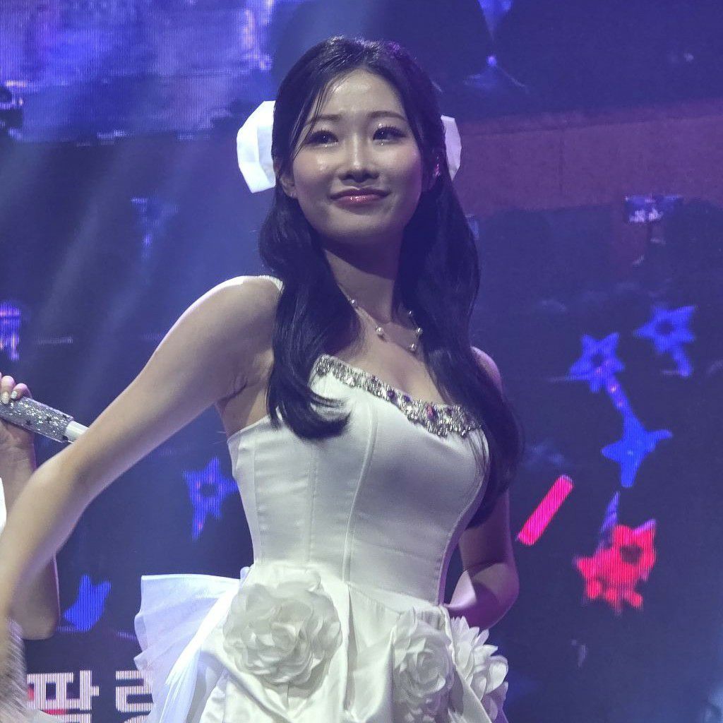 A moment captured by a fan of Jung Seojoo