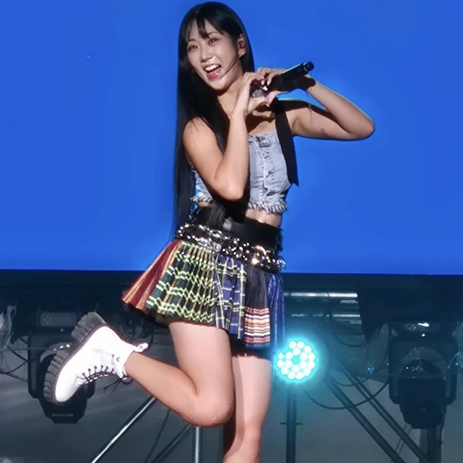 カン・ヘヨンのビハインドカット