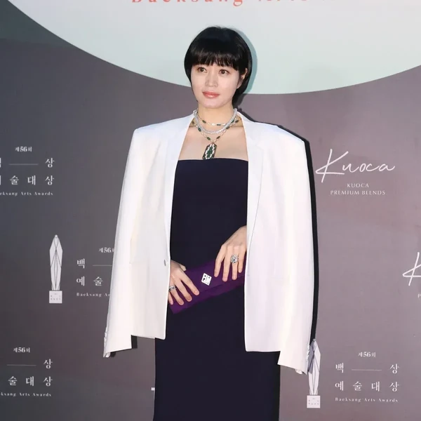 Popular profile image of Kim Hyesoo selected by vote