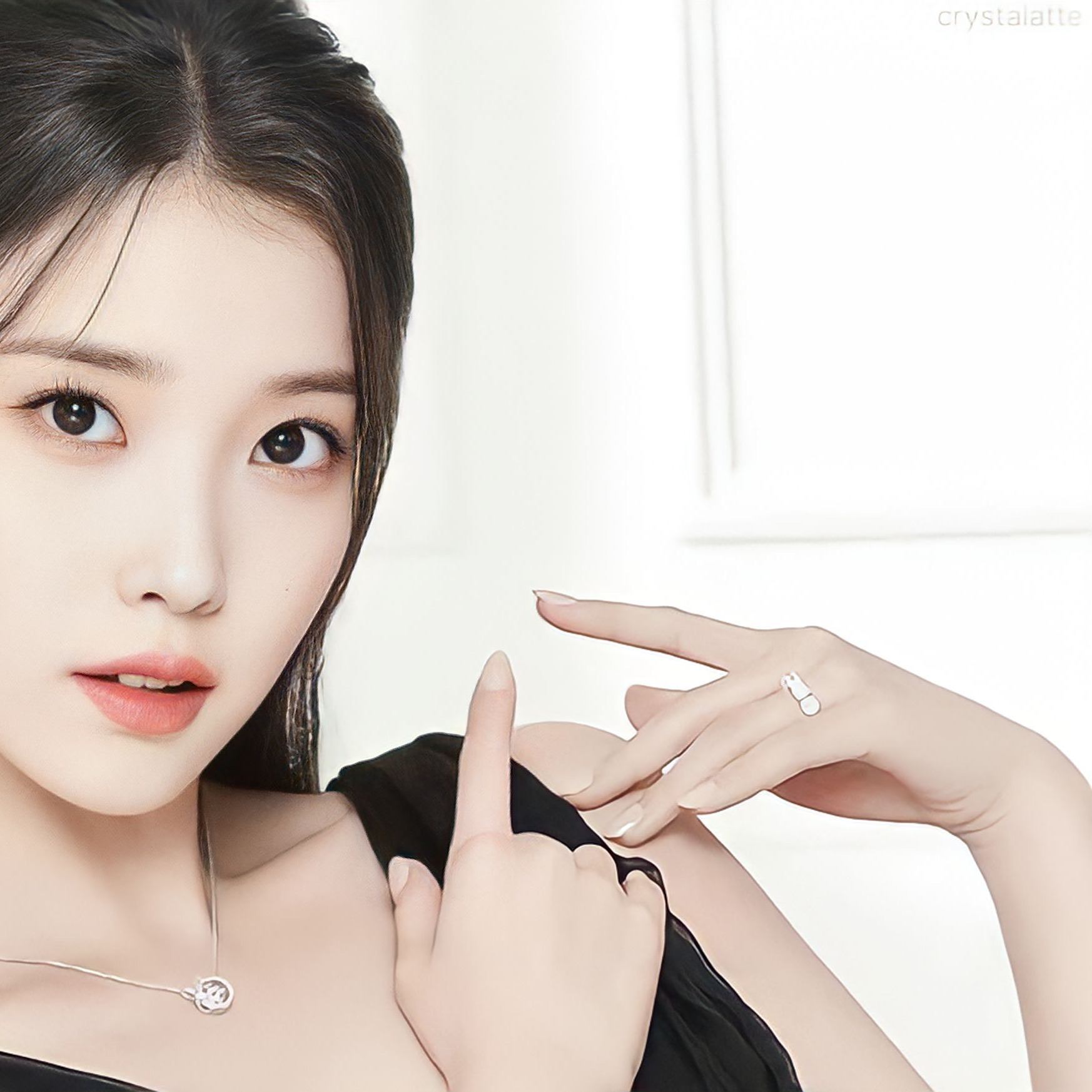 Foto terbaru dari IU