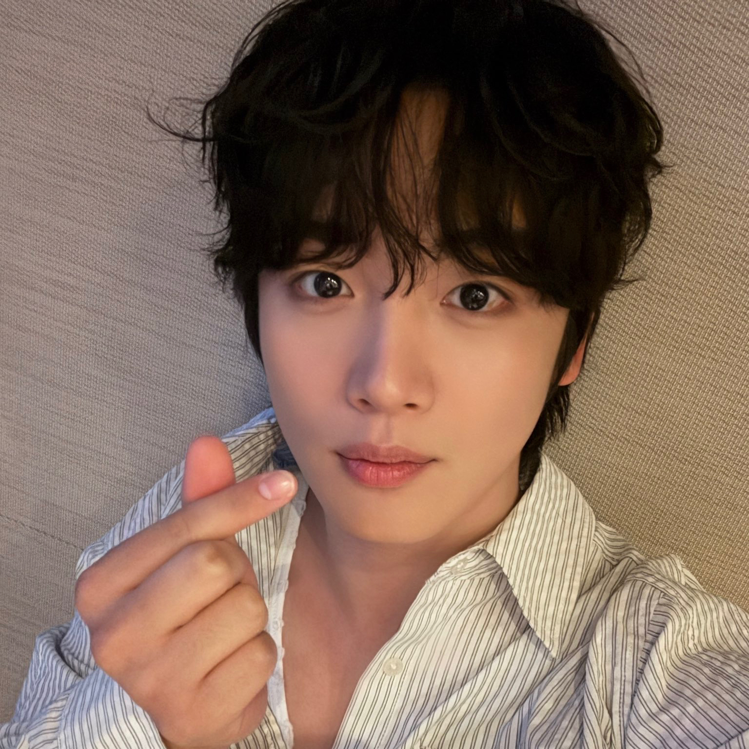 Behind-the-scenes cut of Kim Yohan