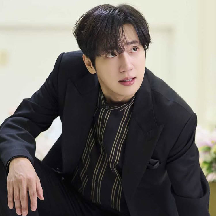 Recent activity shot of Lee Sangyeob