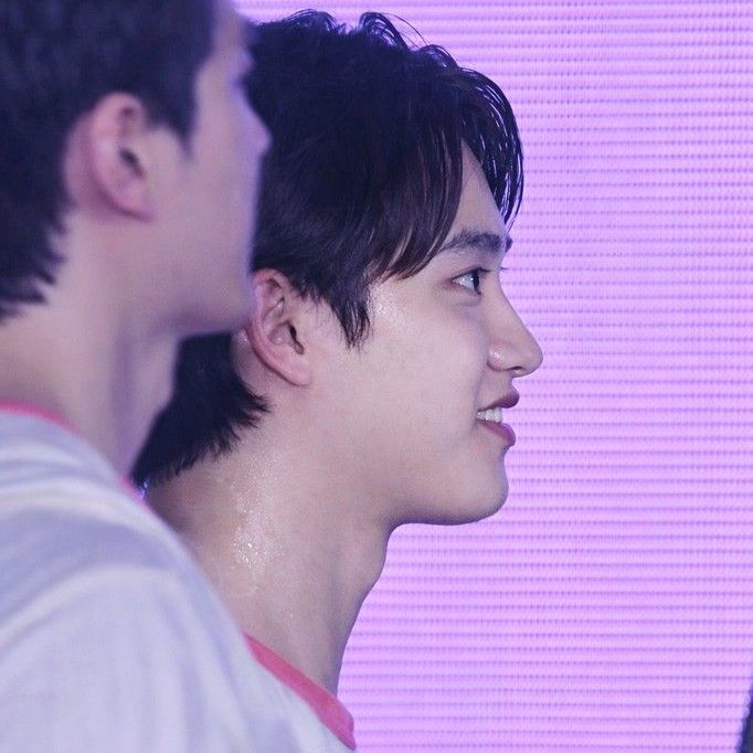 粉絲拍下的都暻秀 (D.O.)瞬間