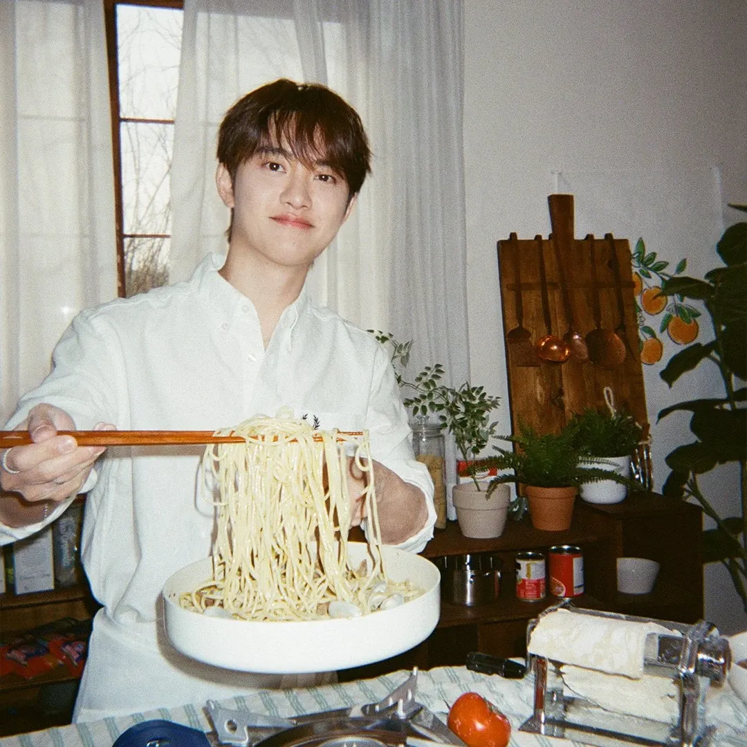 Cuplikan di balik layar dari Doh Kyungsoo (D.O.)