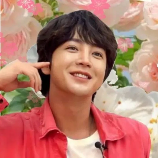 Recent activity shot of Jang Geunsuk