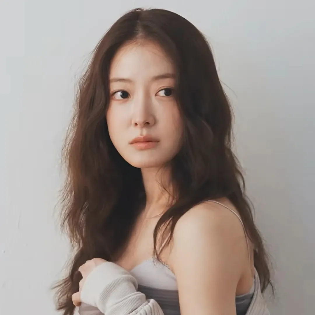 Latest photo of Lee Seyoung