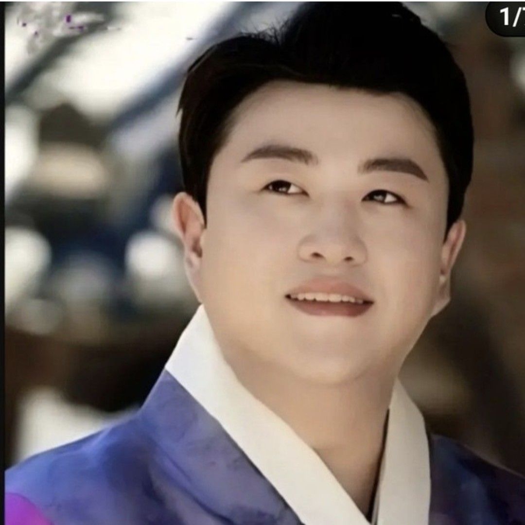 Foto kegiatan terbaru dari Kim Hojoong