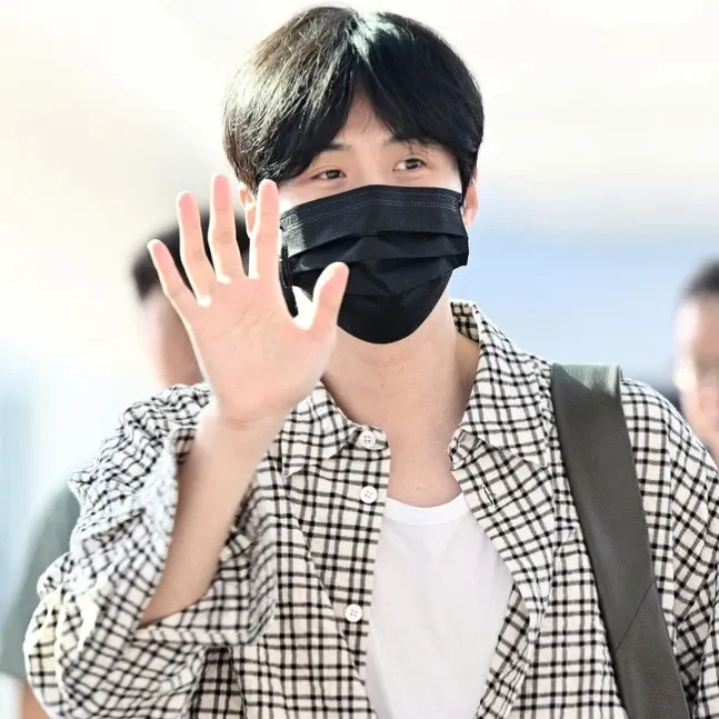 Recent activity shot of Kim Seonho