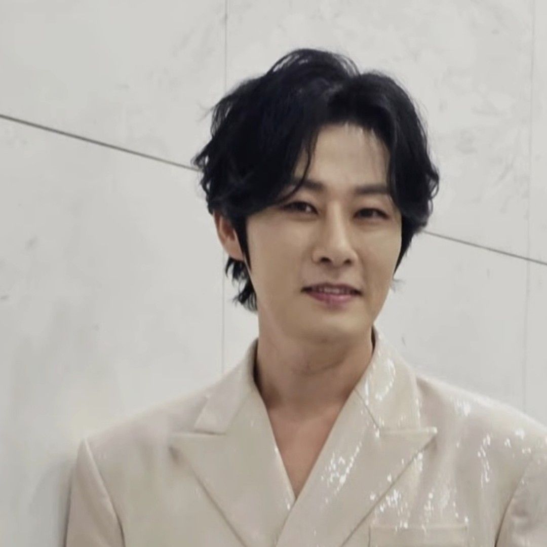 Cuplikan di balik layar dari Kang Moonkyung