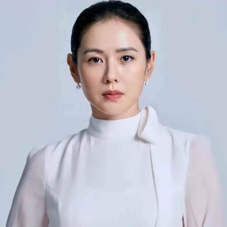 Momen yang diabadikan oleh penggemar Son Yejin