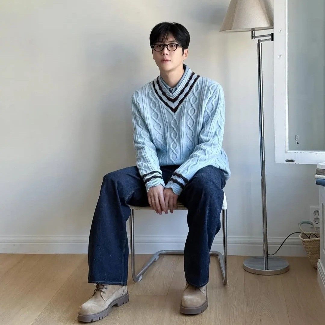 Recent activity shot of Kim Seonho