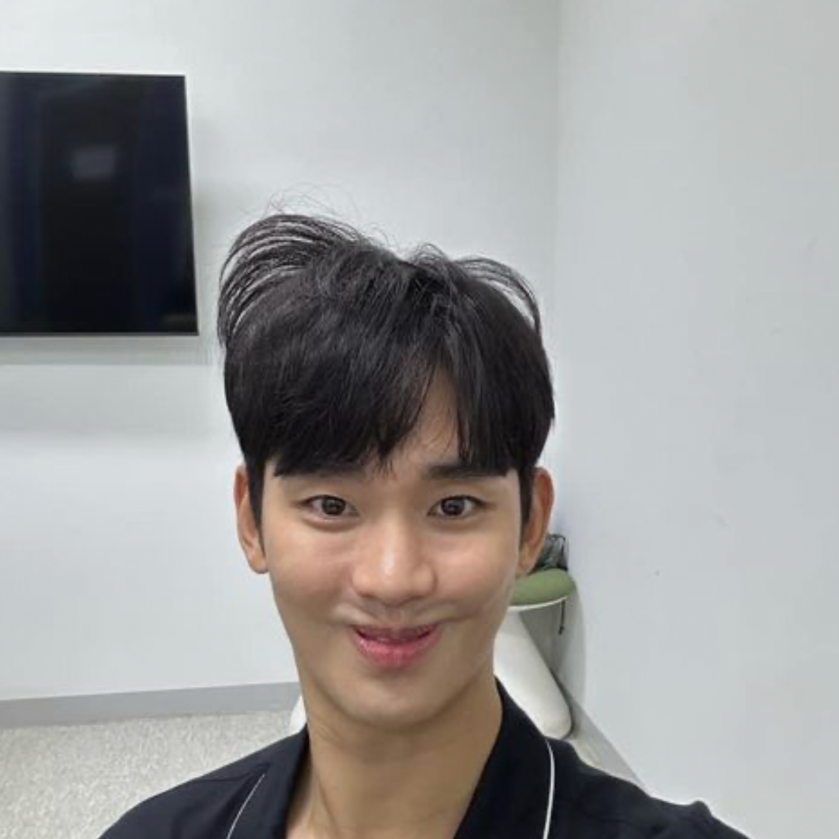 A moment captured by a fan of Kim Soohyun