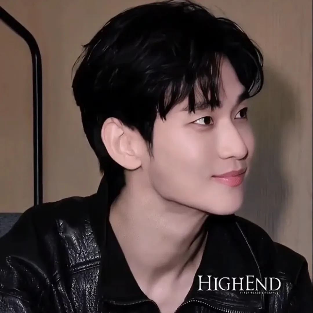 Behind-the-scenes cut of Kim Soohyun