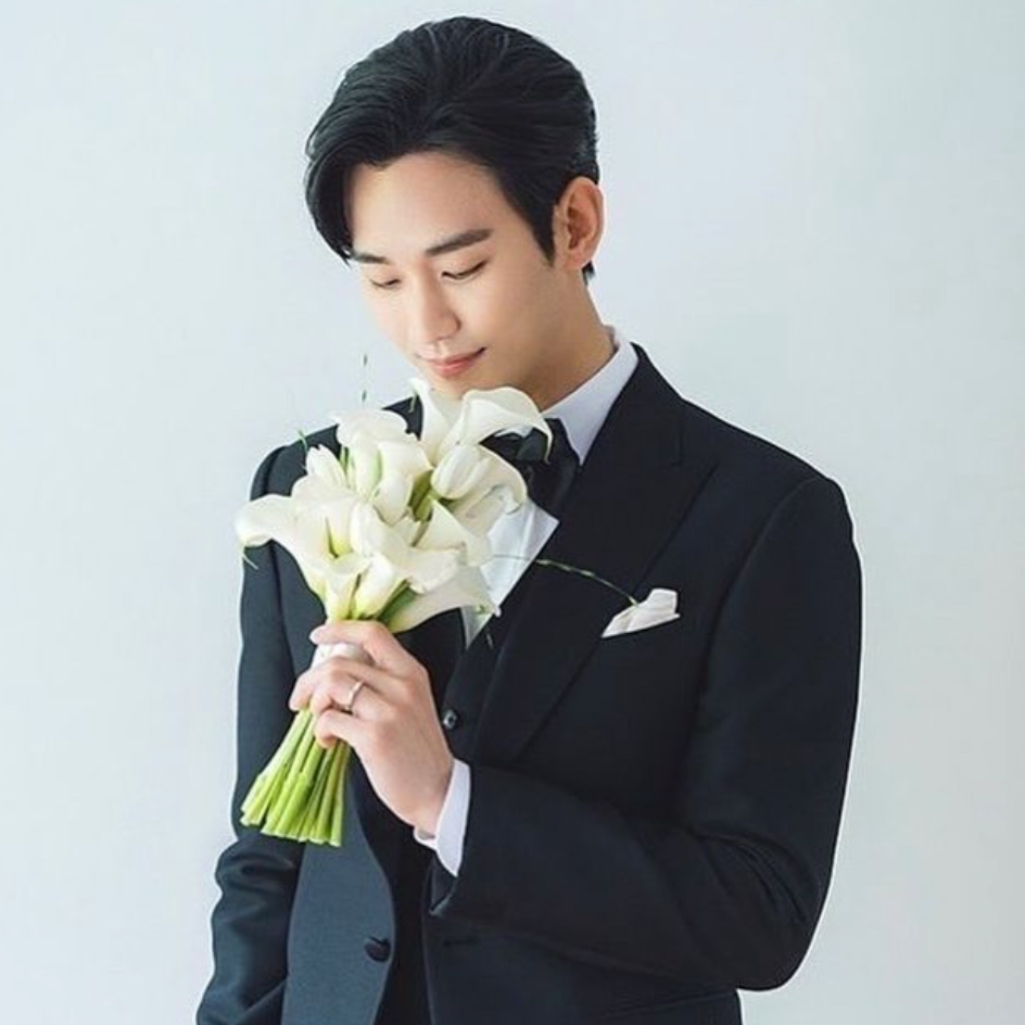 A moment captured by a fan of Kim Soohyun