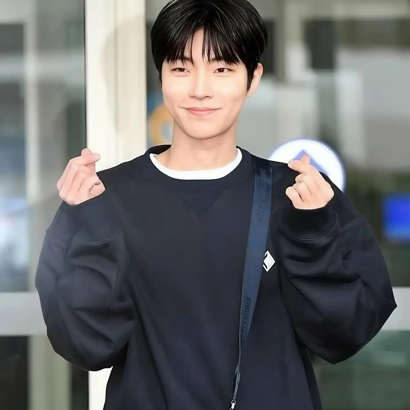 황인엽의 최신 사진