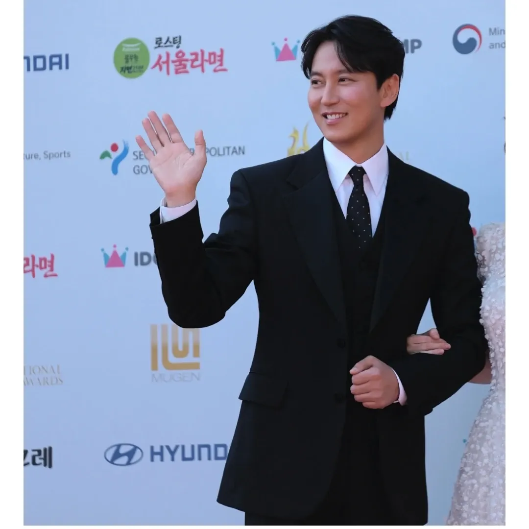 Latest photo of Kim Namgil