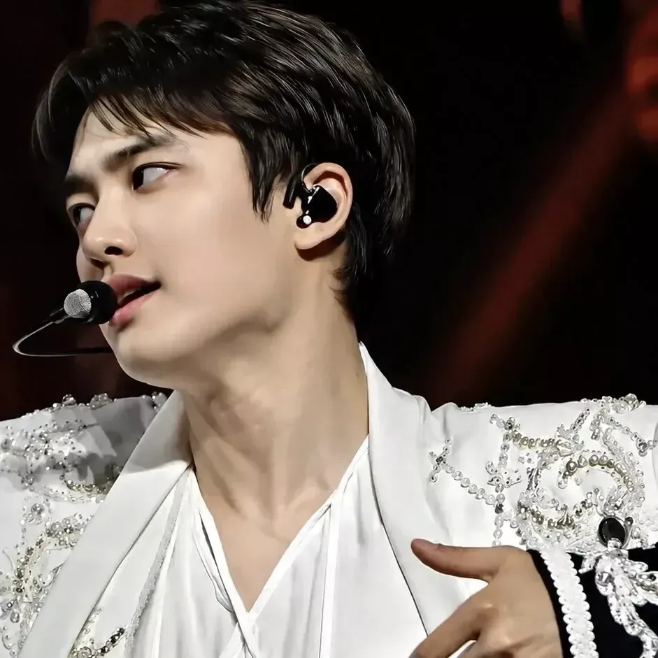 Momen yang diabadikan oleh penggemar Doh Kyungsoo (D.O.)