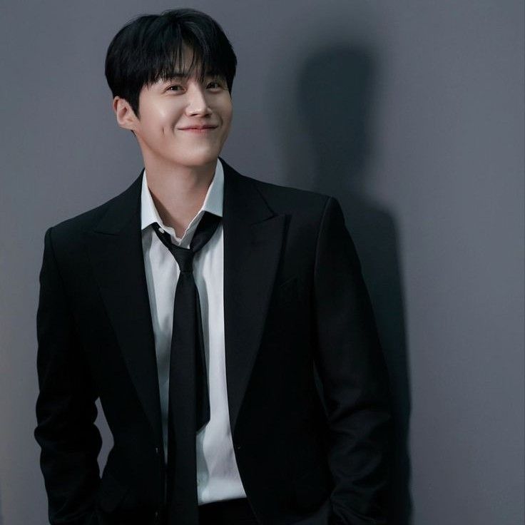 Latest photo of Kim Seonho