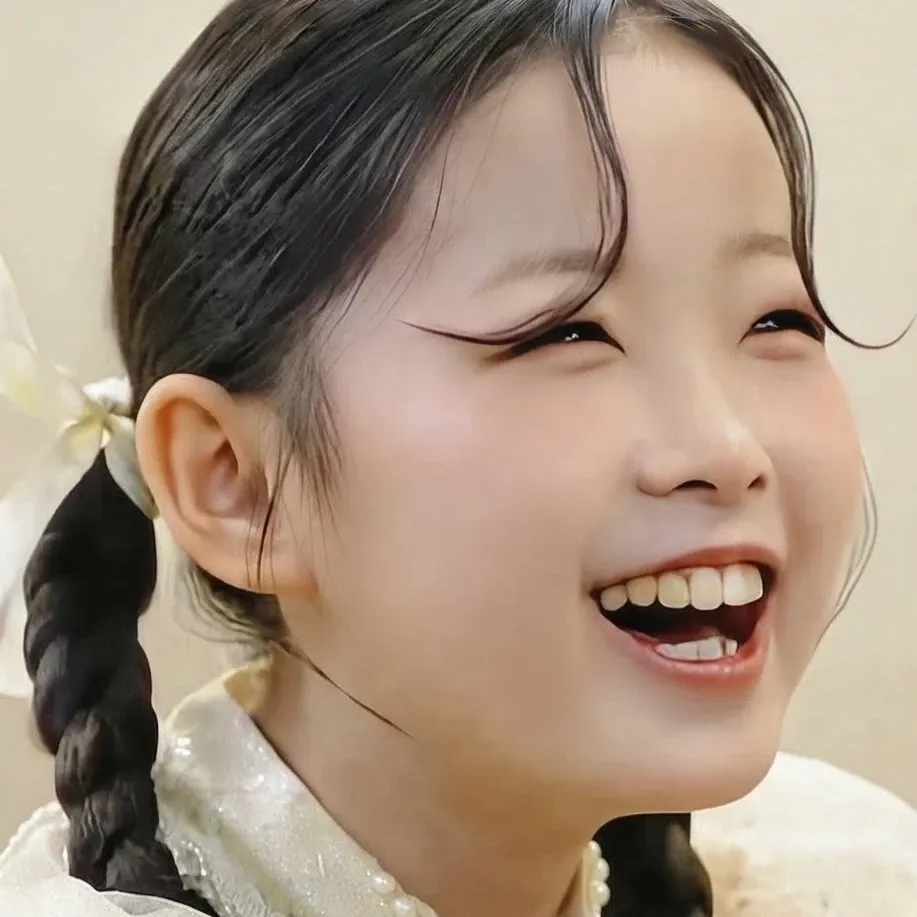 A moment captured by a fan of Lee Sooyeon
