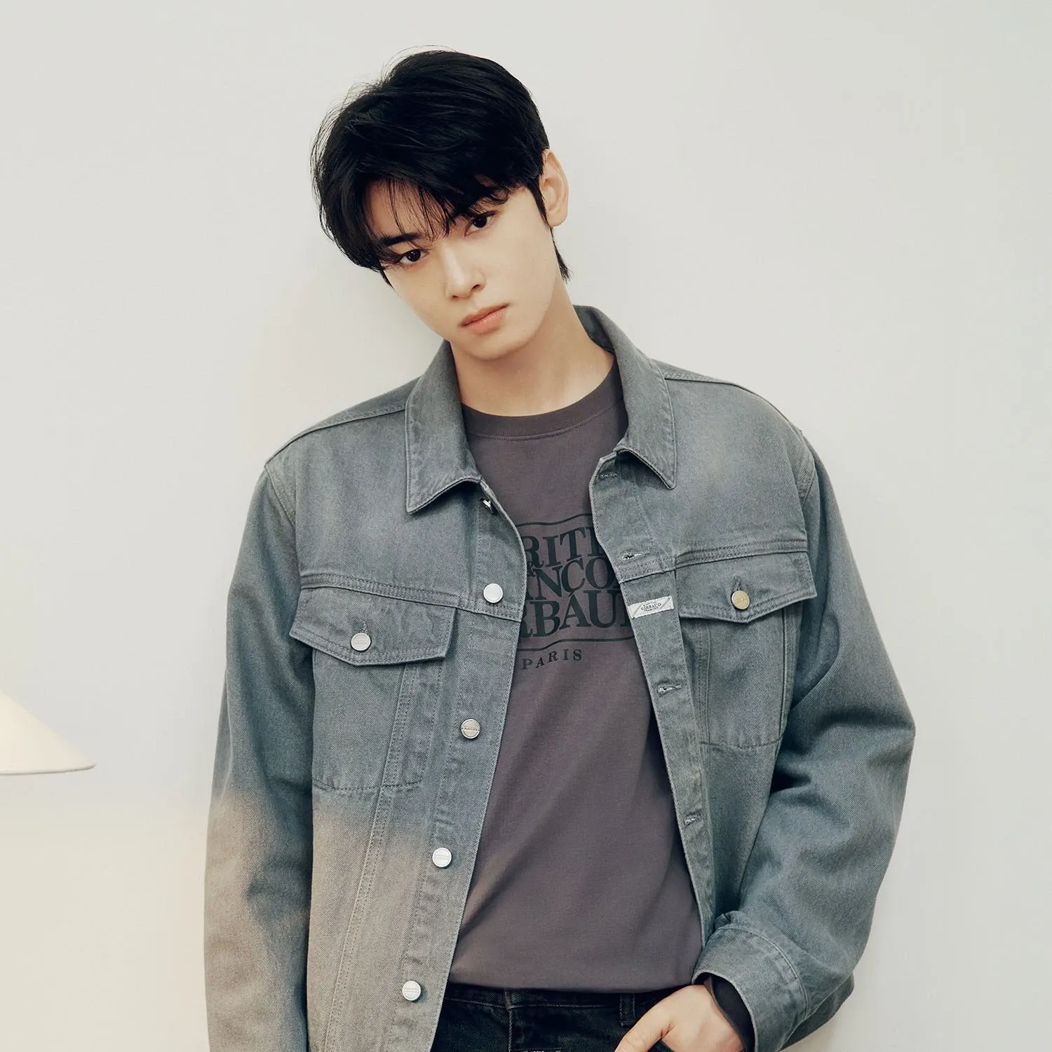 A moment captured by a fan of Cha Eunwoo