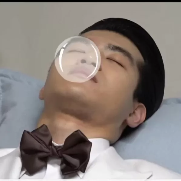 粉丝拍下的赵明燮瞬间