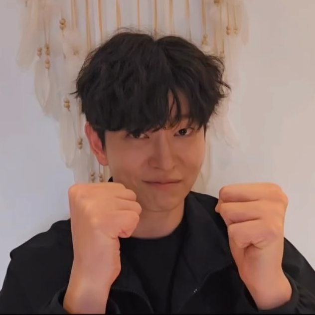 Recent activity shot of Yoon Kyunsang