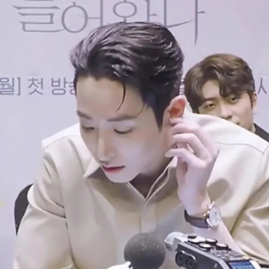A moment captured by a fan of Lee Soohyuk