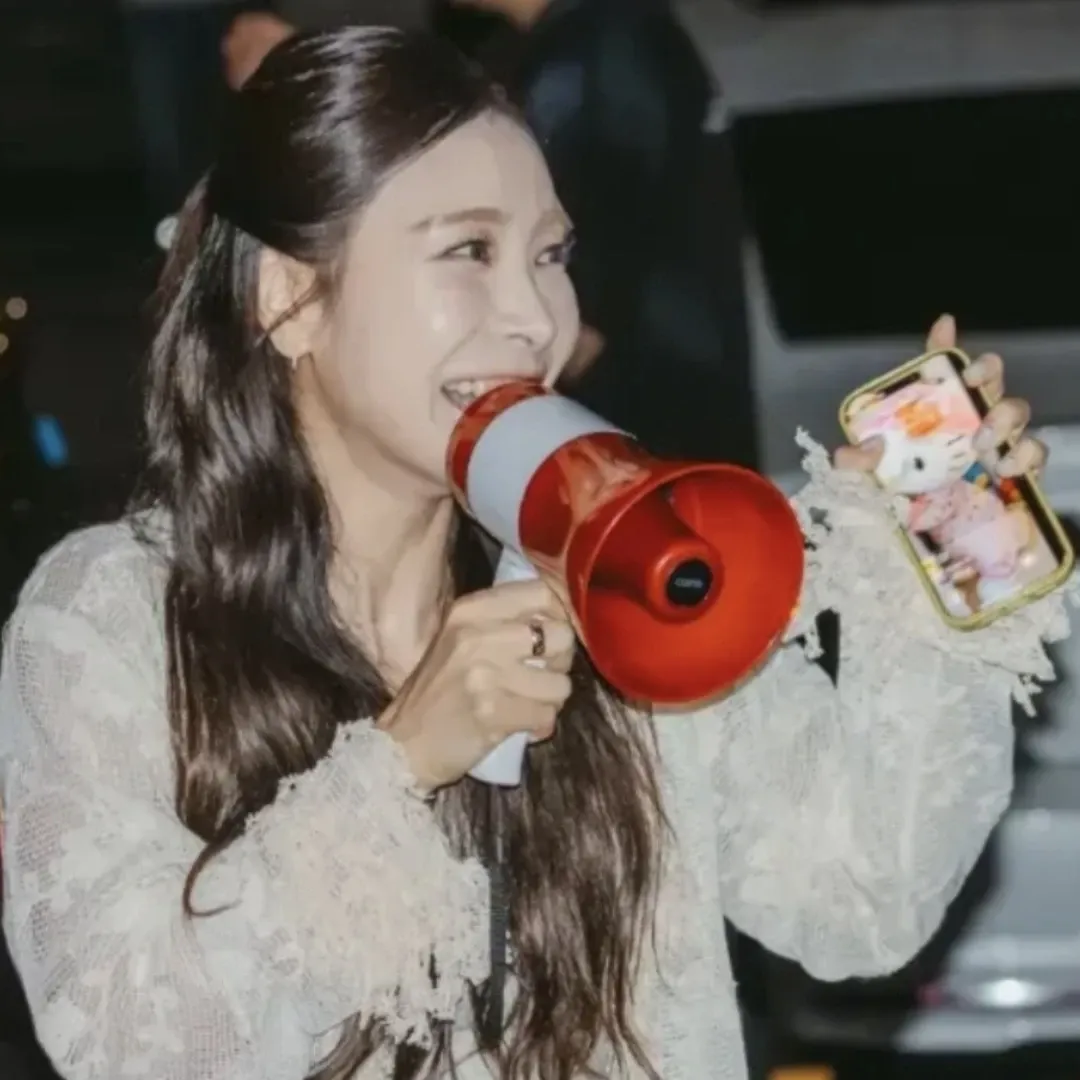 Behind-the-scenes cut of Huh Chanmi