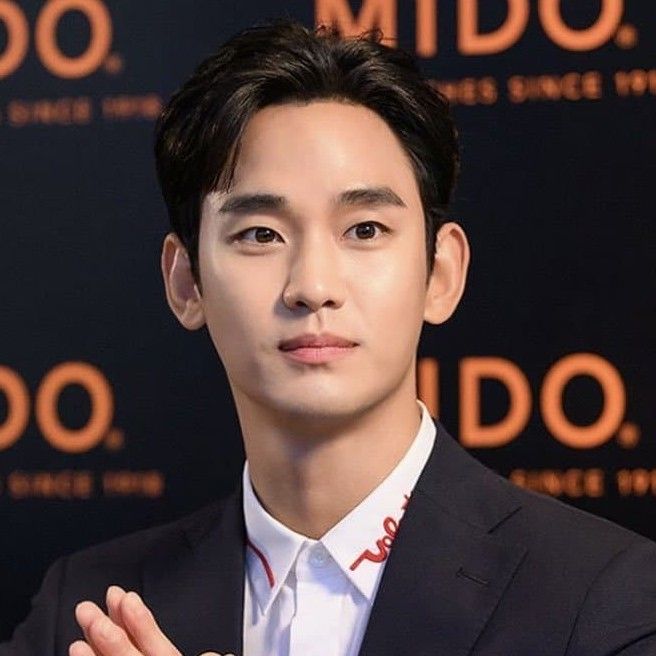 キム・スヒョンの最近の活動ショット