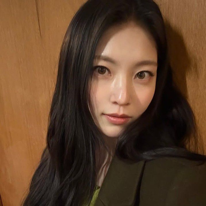 Recent activity shot of Gong Seungyeon
