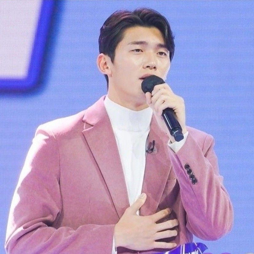 粉丝拍下的Jeon Jonghyeok瞬间