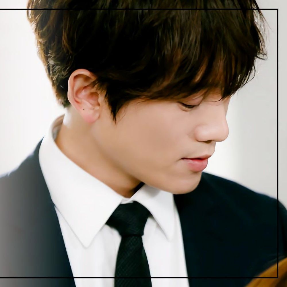 지성 최근 활동샷