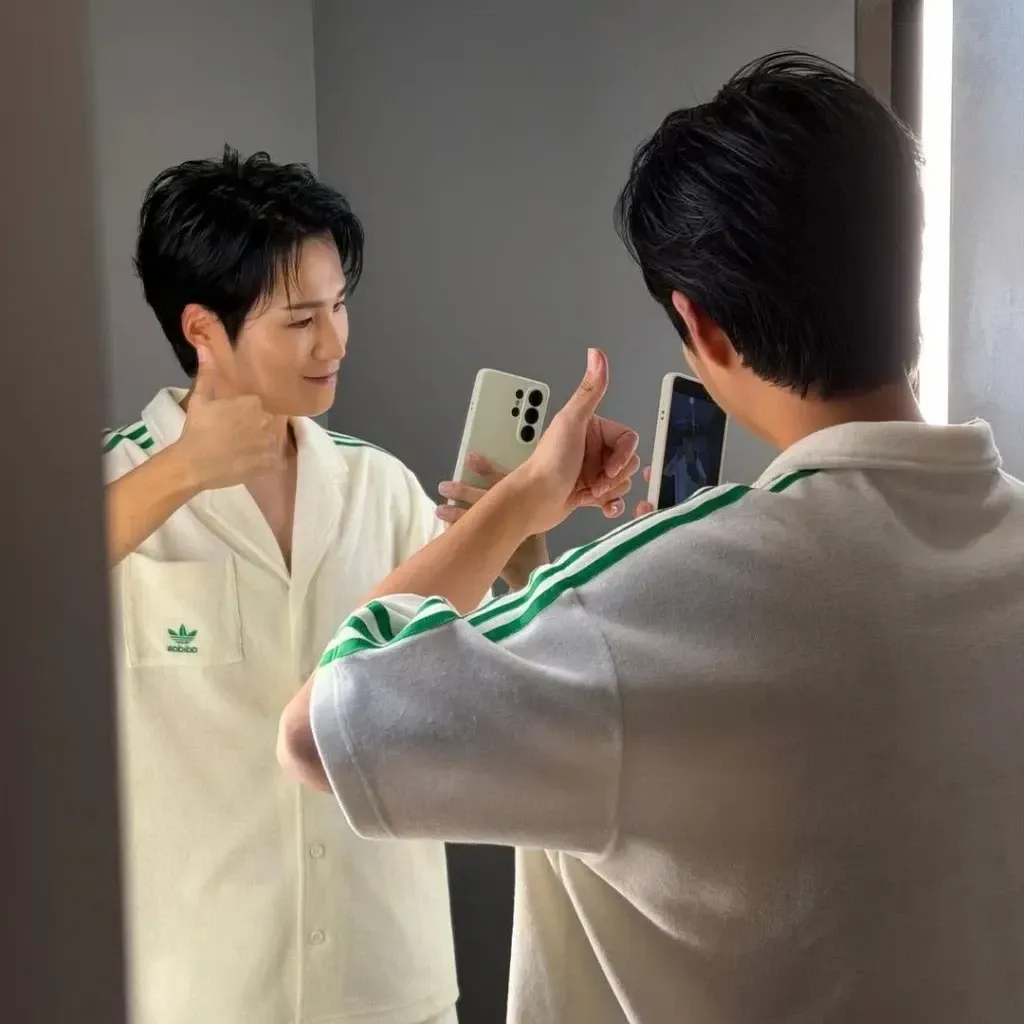 김희재의 비하인드 컷